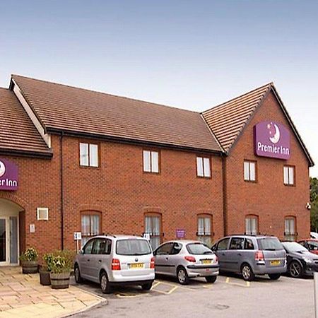 Premier Inn Manchester Trafford Centre North Kültér fotó